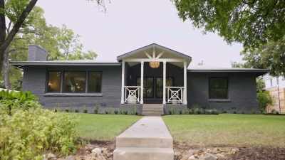 You don't really notice
what the cool
architectural features - Why the Heck Did I Buy This House?