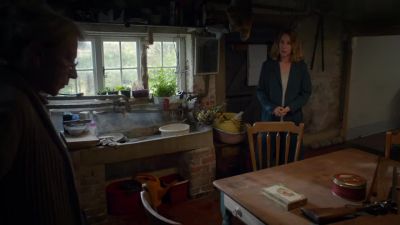 You don't seem surprised to see me. - Midsomer Murders