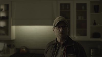 - You don't talk
about my wife. - Mr. Robot