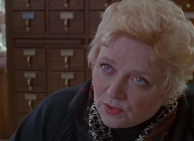 You don't think I'm smart enough to work - Party Girl