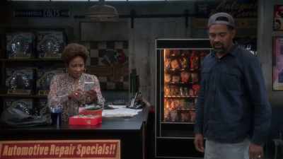 You don't think it's weird
that plant nobody waters never dies? - The Upshaws