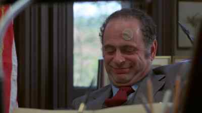 -You don't want a lawyer?
- I don't know. - The Gang That Couldn't Shoot Straight