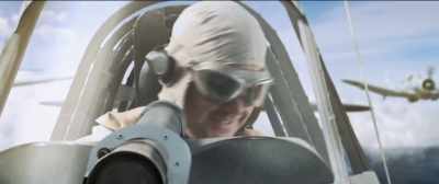 You don't want little Keaney
accidentally touching - Dauntless: The Battle of Midway