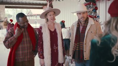 You dropped my mom and broke her ankle. - A Christmas in New Hope