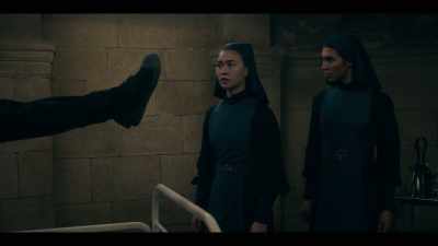 - You ever see Shannon do that?
- No. - Warrior Nun