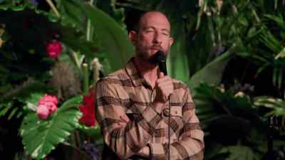 You ever use those self-checker things,
where you pay for some of your things? - Ari Shaffir: America's Sweetheart