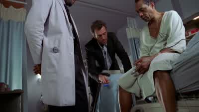 - You faked that. - House