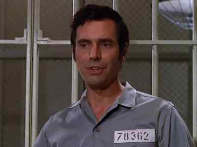 You figuring on pulling a bust-out,
Professor? - Mission: Impossible