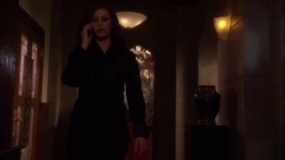 You find her before she finds me. - Smallville