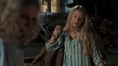 You fix your own car - The Sisterhood of the Traveling Pants 2