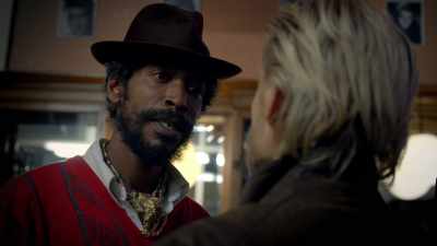 You... flashin' your money. - Snatch
