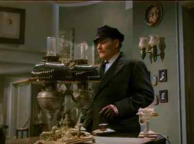 You fool.
I told you to wait outside. - Dressed to Kill