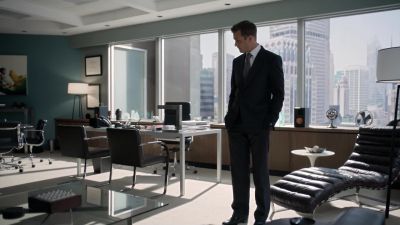 You get Tom to sign
those papers. - Suits