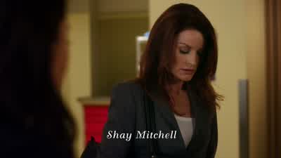 You girls should go home. - Pretty Little Liars
