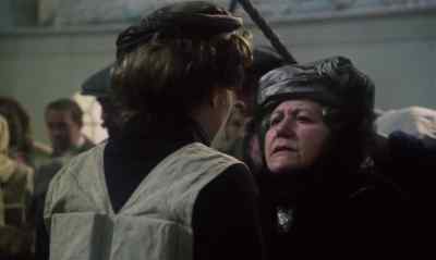 - You go ahead, Ellen.
- But Mr. straus said... - S O S  Titanic