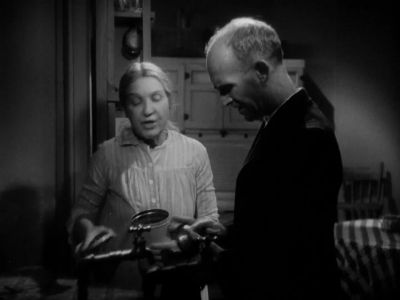 You go to bed ma I'll make the coffee - Blondie of the Follies