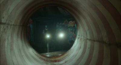 You go in there. - Nightmare Alley