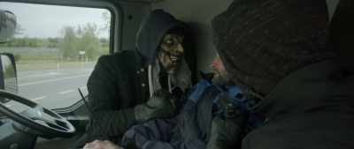 - You go to the fucking Guards, - The Irish Mob