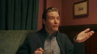 You were going 51 in a 25. - Christmas at the Holly Hotel