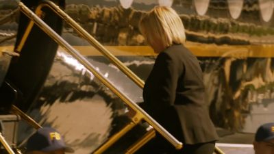 You going to cut me? - CSI: Crime Scene Investigation