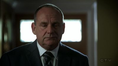 You gointo tell me how you know her? - CSI: Crime Scene Investigation