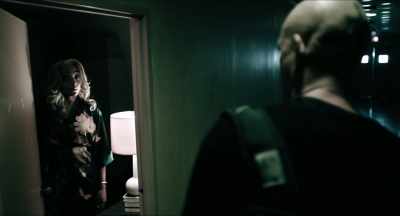 - You gonna give me a sample this time?
- Talk to your boss. - Brawl in Cell Block 99