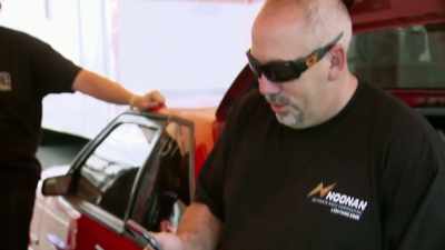 - You got a big head, small brain though.
- [both laughing] - Street Outlaws No Prep Kings Team Attack