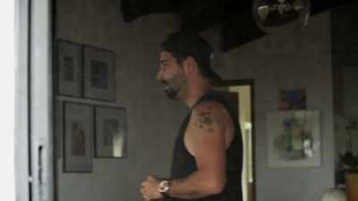 You got a big, tall stick,
keeps your lines all elevated - Deadliest Catch: Bloodline