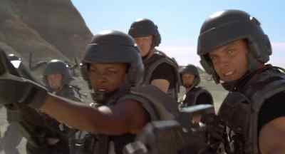 - You got a bug problem, ma'am?
- Ah, stow it, trooper! - Starship Troopers