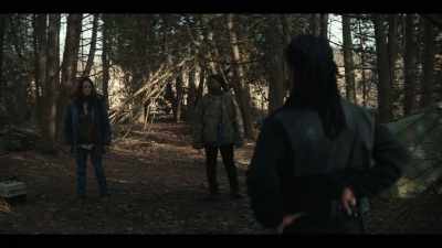 -You got a dog or something?
-No, I've been trying to use it as a trap. - Y: The Last Man