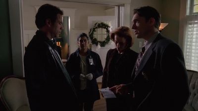 - You got an explanation for this?
- Yes. - The X-Files