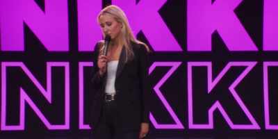 You got to be sucking clit.
Do you guys know about that? - Nikki Glaser: Bangin'