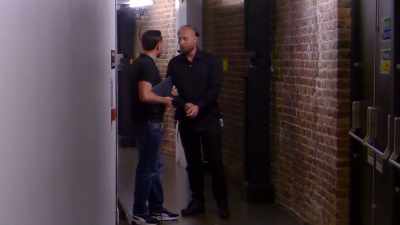 - You got, you got...
- What, I'm actually going? - Backstage with Katherine Ryan
