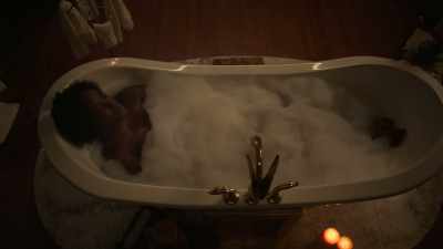 You got me in between - Lovecraft Country
