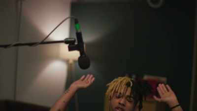 You got me nice lighting, - Look At Me: XXXTENTACION