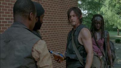 You got no meds in your bag? - The Walking Dead