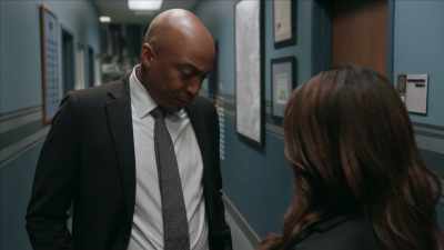 You got something to write with?
You gonna want to take notes. - The Rookie: Feds