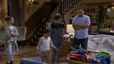 You got your super soakers,
your silly string, your slime rifles - Fuller House