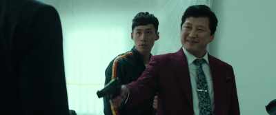 You got terrible manners. - Confidential Assignment