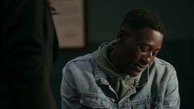 You got the hook up?
[ Chuckles ] - The Rookie: Feds