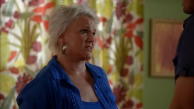 YOU GOTTA GO NOW. - Burn Notice