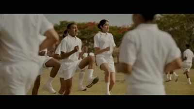 You gotta soar, soar, soar - Gunjan Saxena: The Kargil Girl
