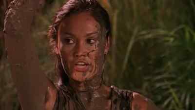You guys enjoying the show? - Relic Hunter