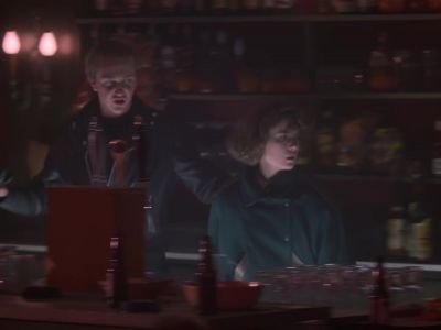 - You guys got it covered?
- That's right. No sweat. - Twin Peaks