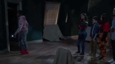 You guys, it says
"leave the keys." - Raven's Home