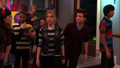 -You guys see Steven? - iCarly