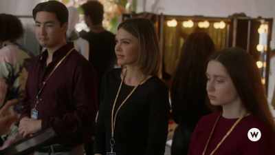You hand out press passes.
You set up chairs. - Autumn in the City