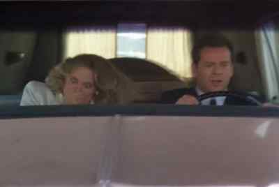 - You hate me, don't you?
- What's that? - Moonlighting
