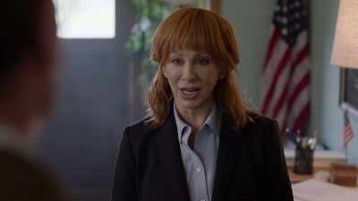 You haul my sister off to jail - Reba McEntire's The Hammer