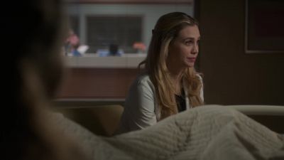 You have a cyst in your brain. - The Good Doctor